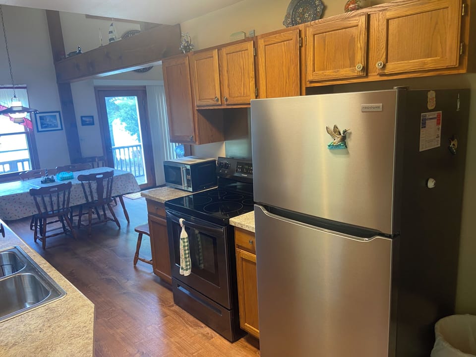 Kitchen with newer appliances
