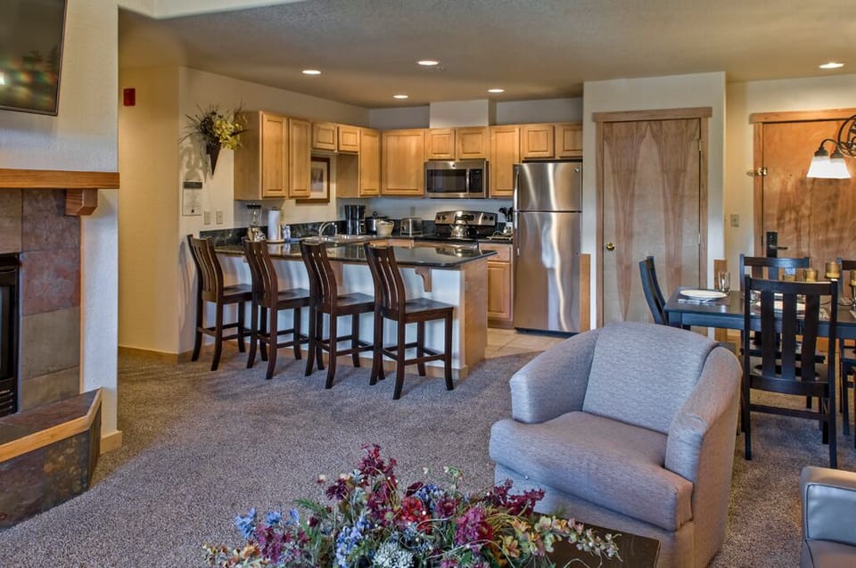 living room-kitchen view
