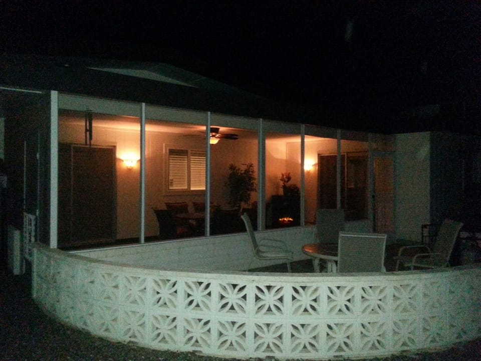 Looking into AZ room from back yard