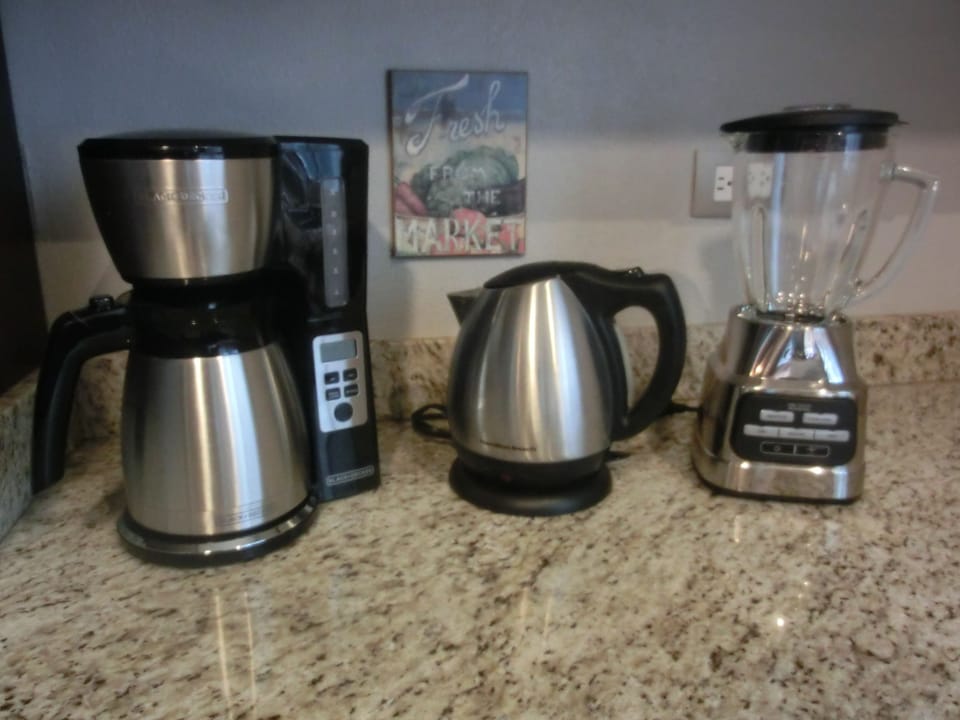 Coffee Pot | Kettle | Blender. 
Also included: Toaster | Crockpot
