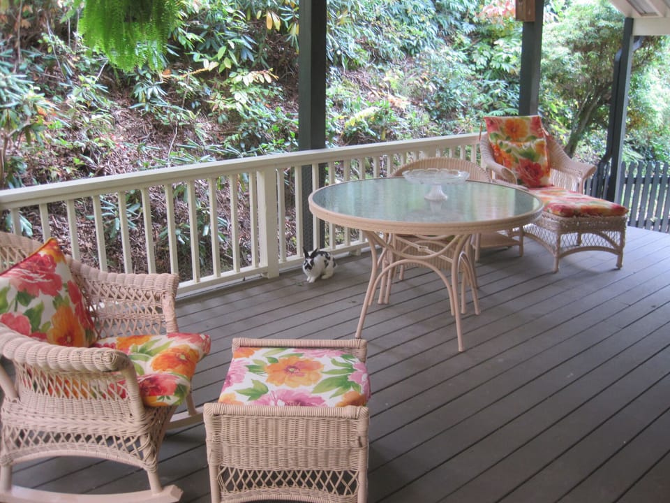 Porch

