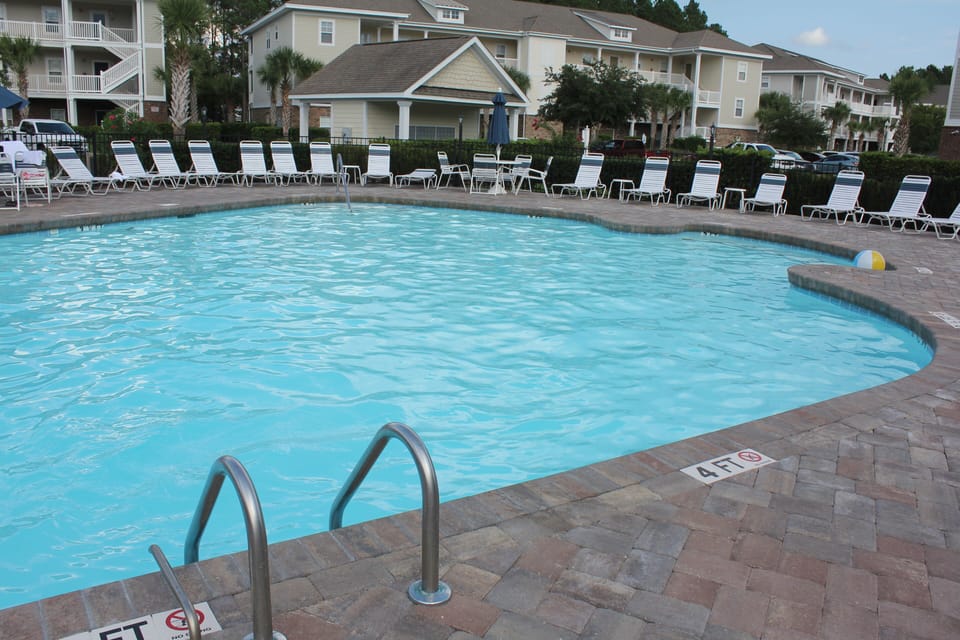 Willow Bend Saltwater Pool