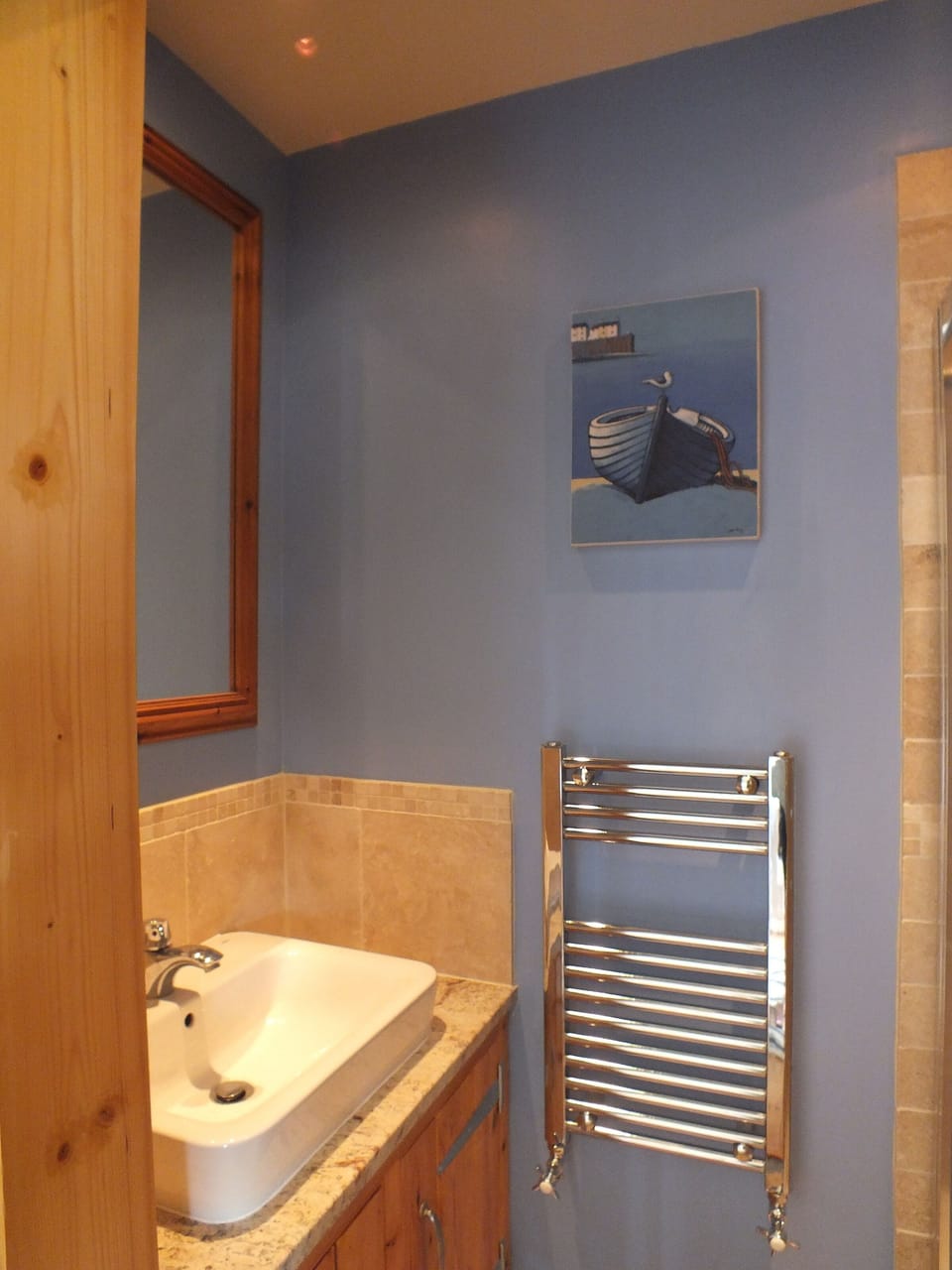 ensuite shower to bedroom 1