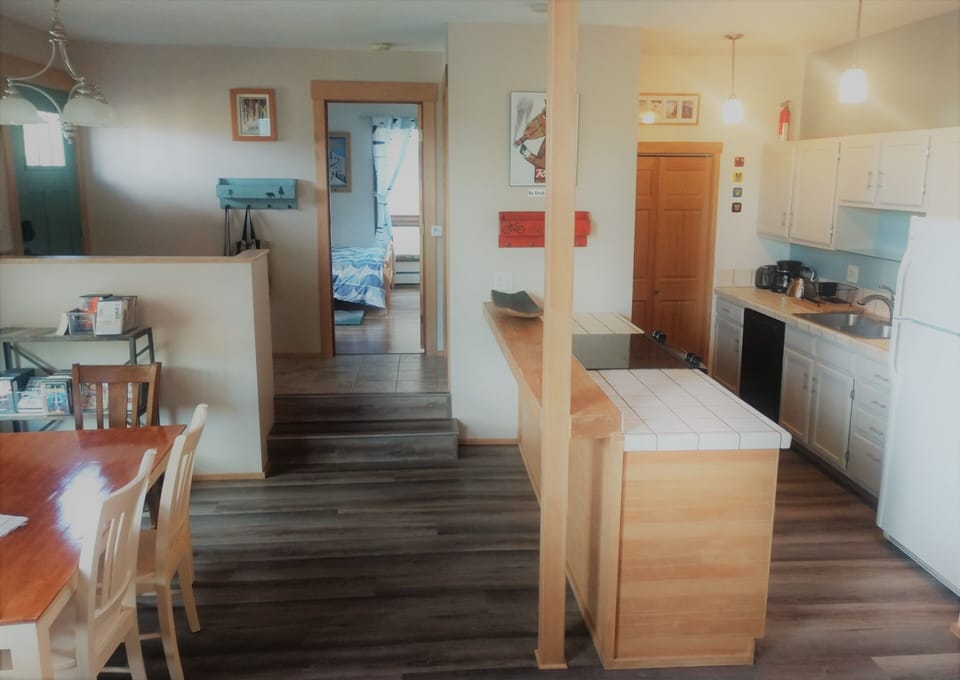 kitchen, well equipped