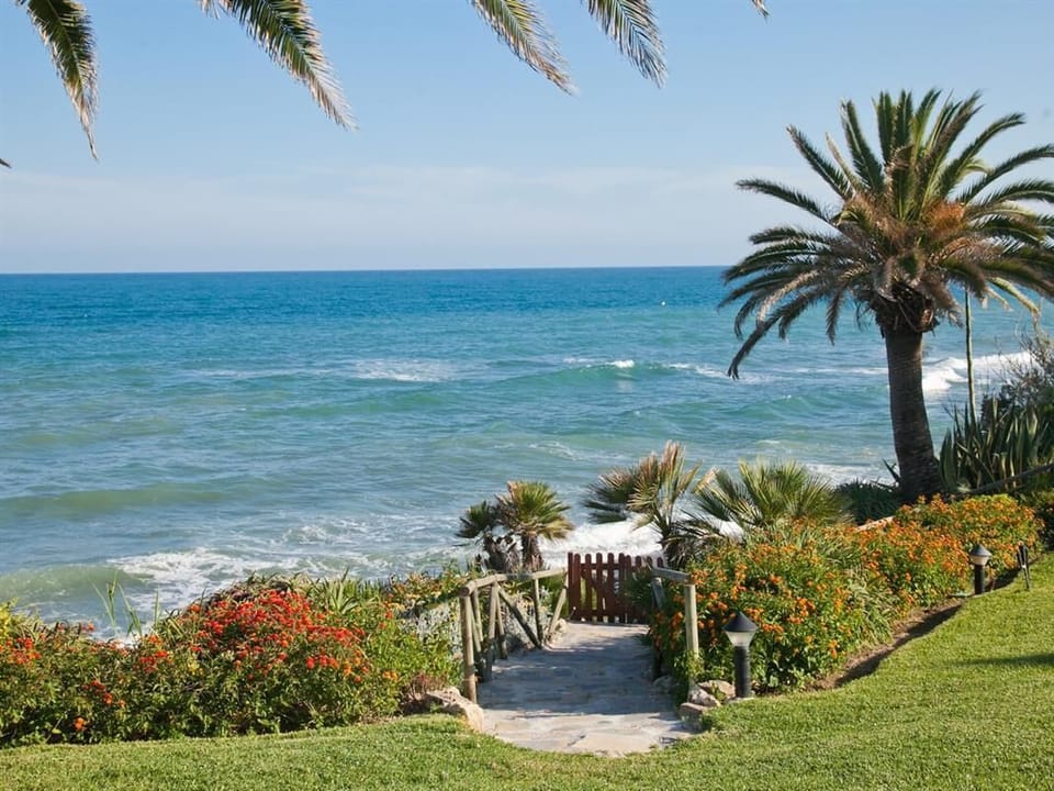 Direct access to the local beach from the communal gardens