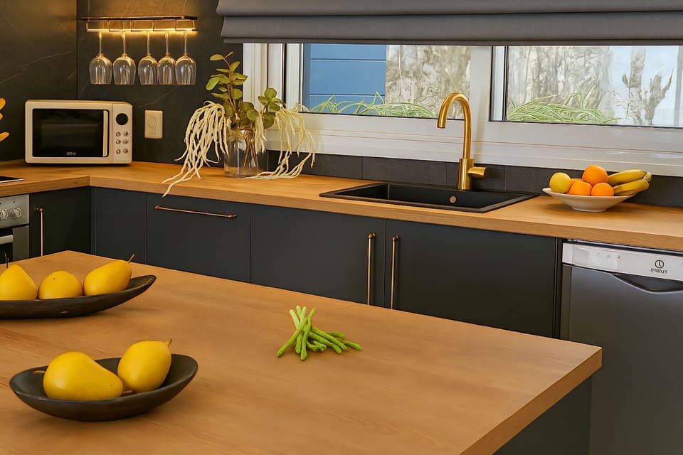 Fully equipped kitchen