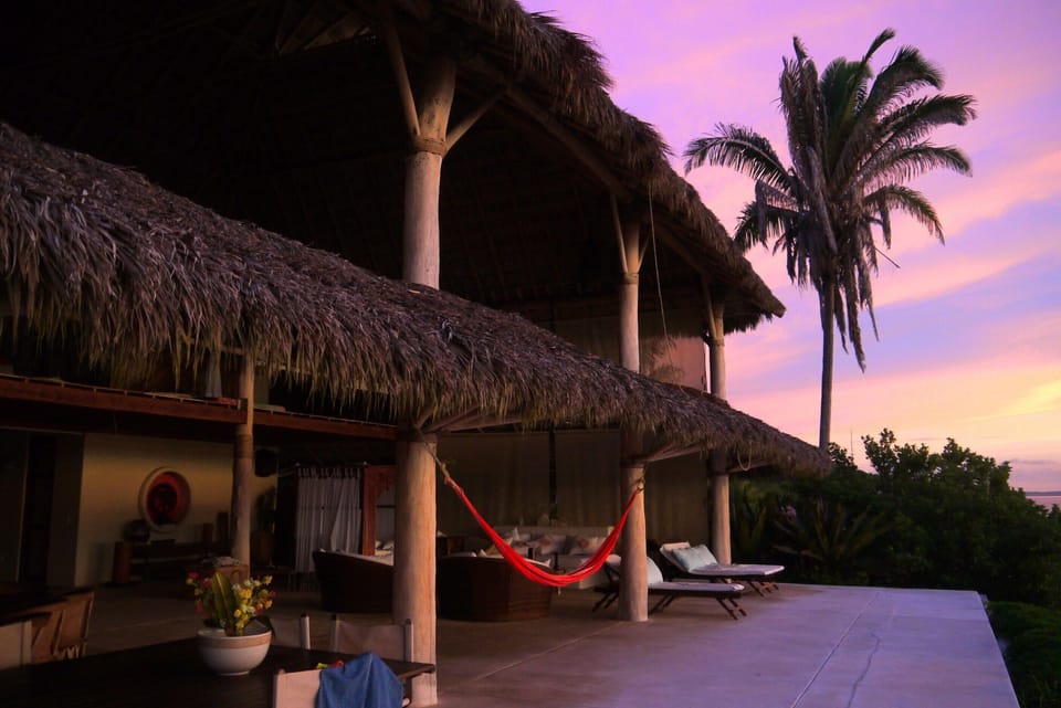 Beautiful sunsets  and open spaces with the unimpeded Ocean View