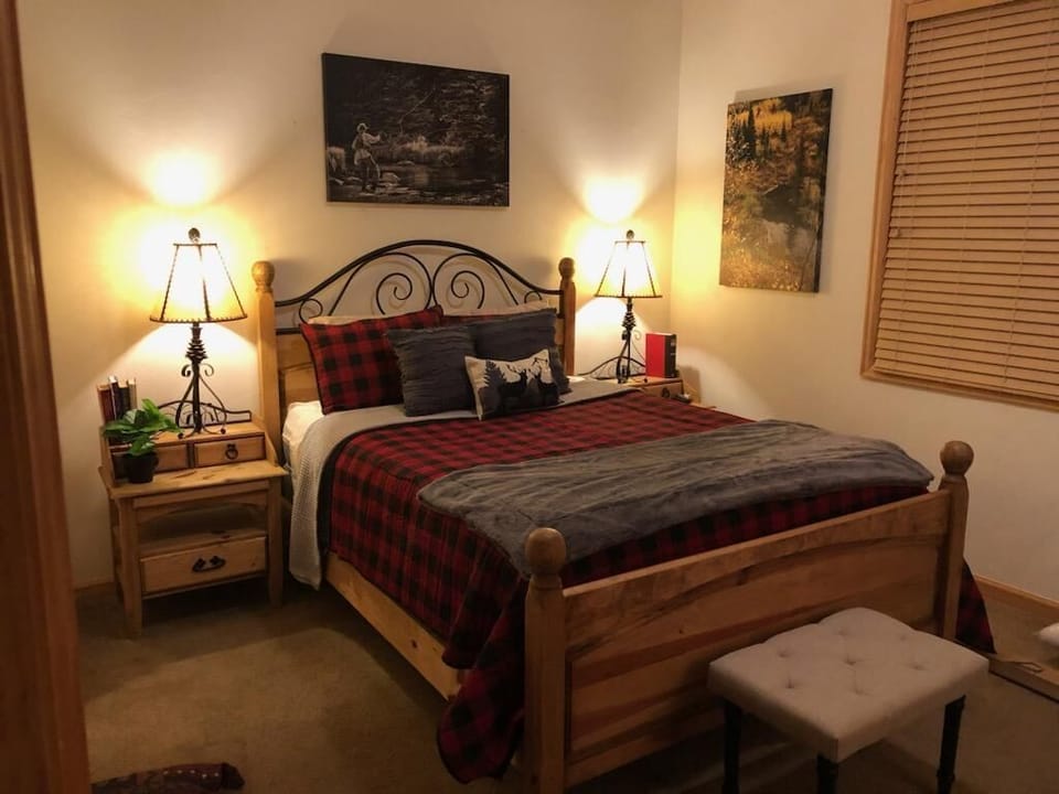 Master Bedroom featuring Queen Size Bed.
