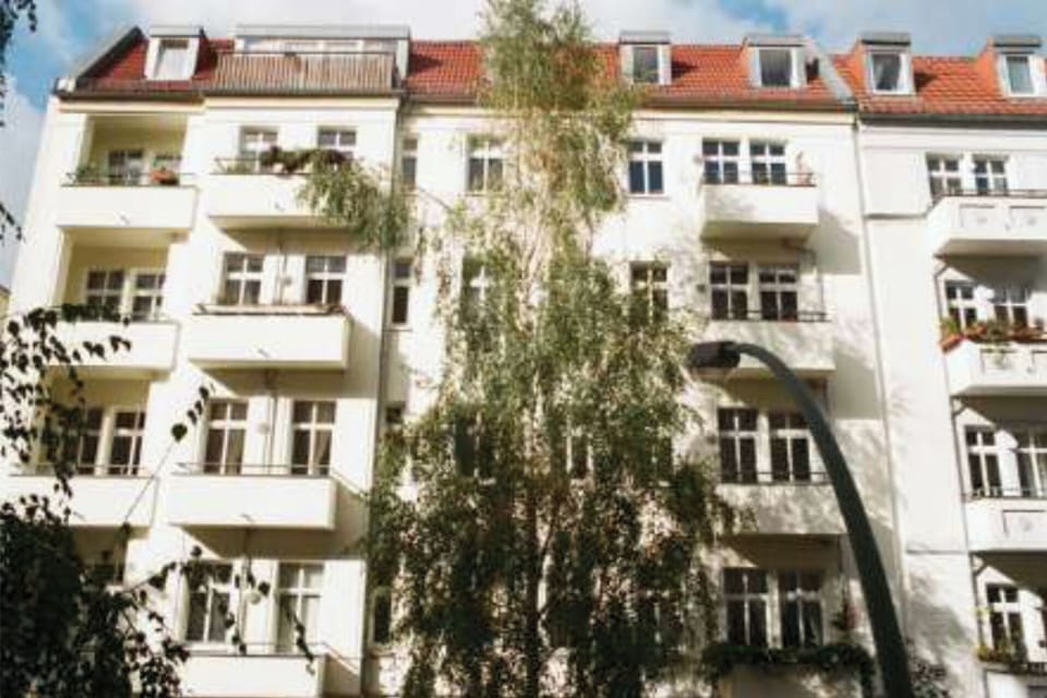 Exterior view of apartment - the apartment looks onto the courtyard not the road