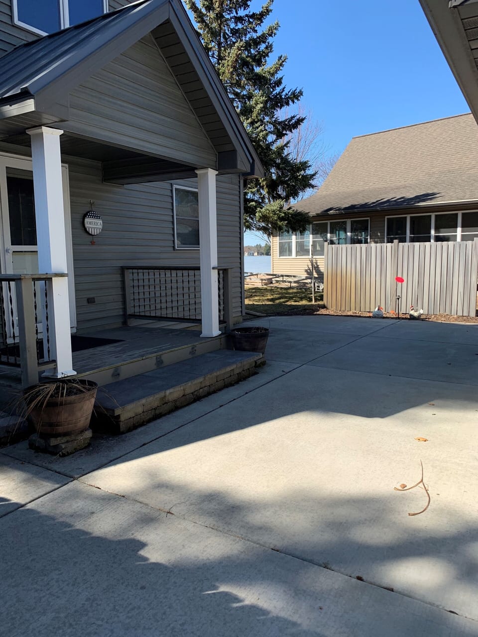 FRONT ENTRY