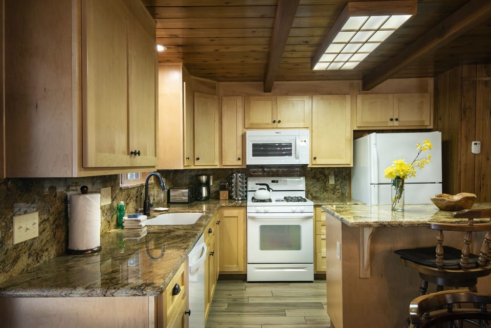 Fully equipped kitchen