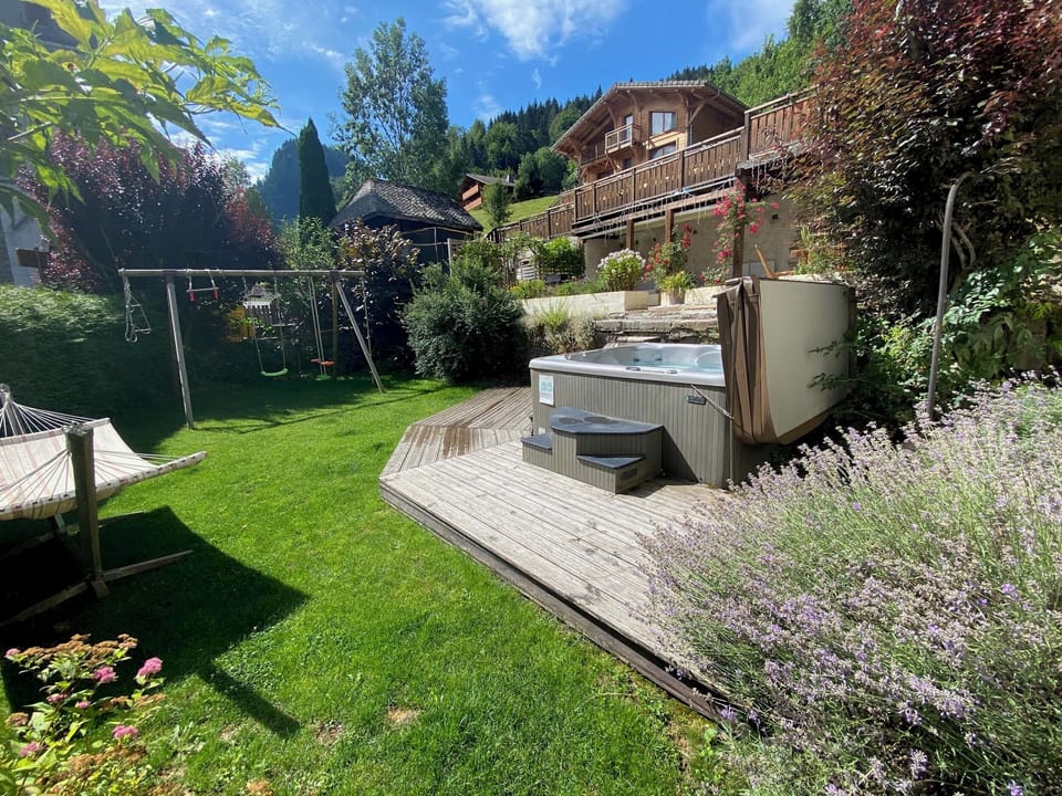Garden and hot tub