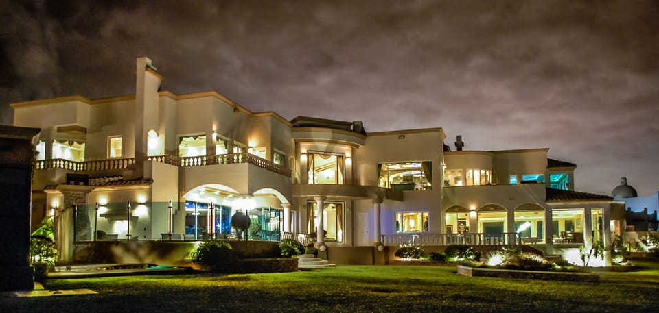 Mansion @ Night