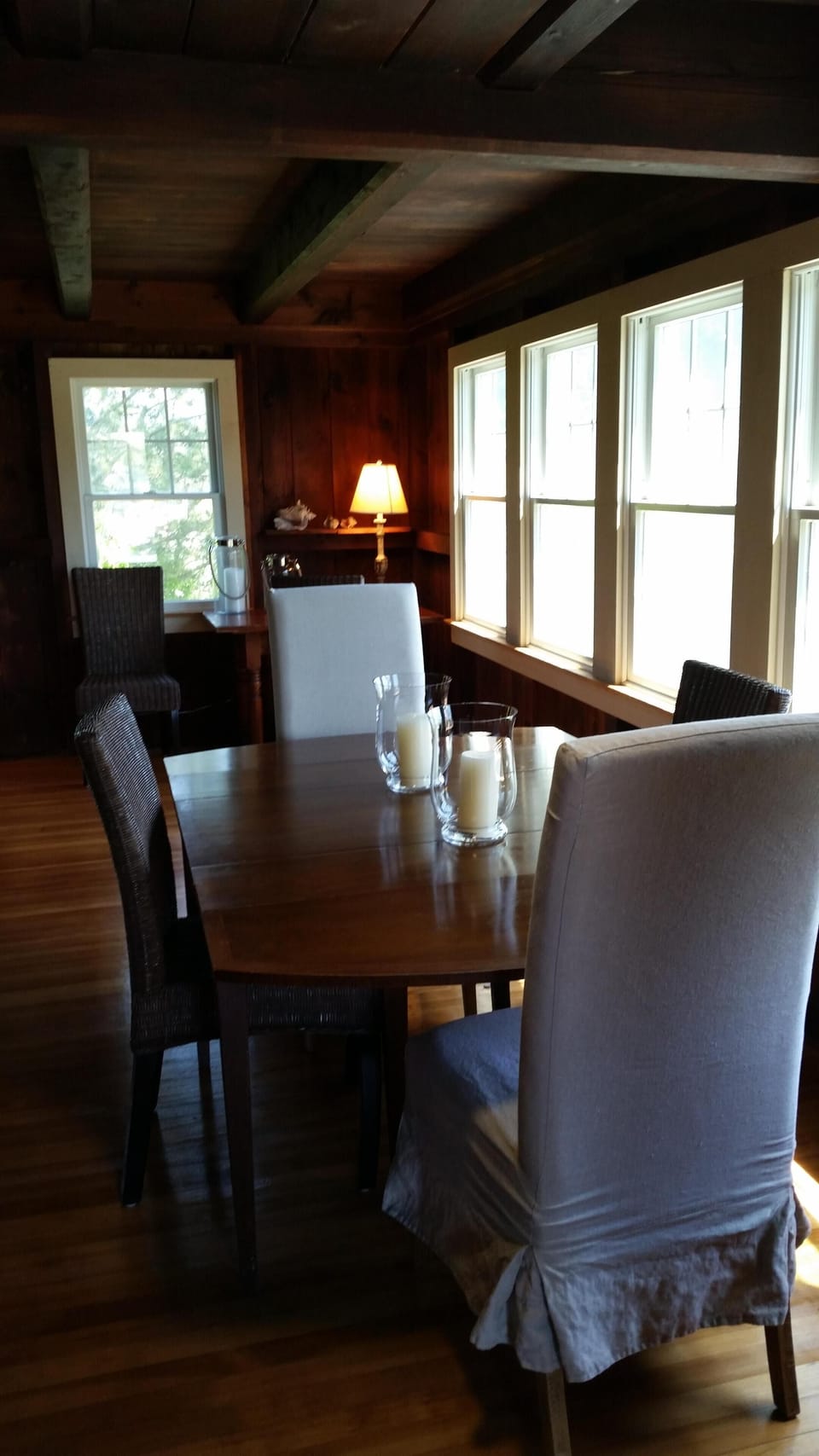 dinning table overlooking the marina