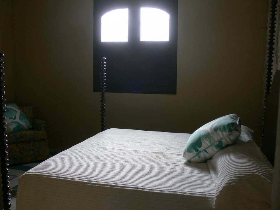 King bed with nice night breezes. 