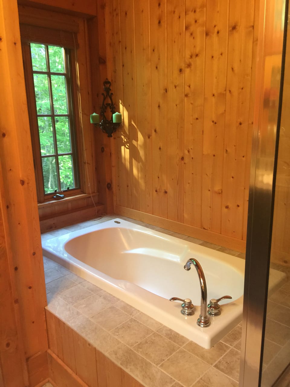 Master suite . Large soaking tub . Separate Shower. 