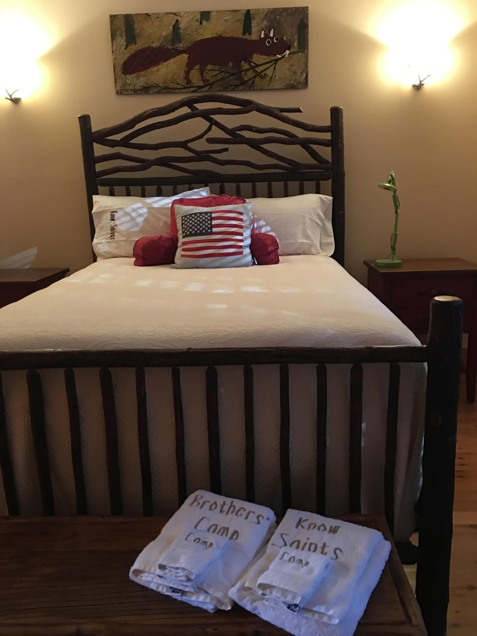 2nd Bedroom Queen & extra single original High Hampton bed Bath attached