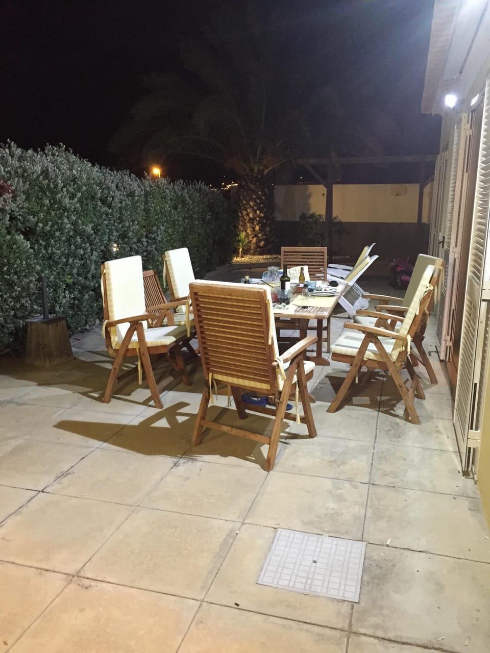 Outdoor dining