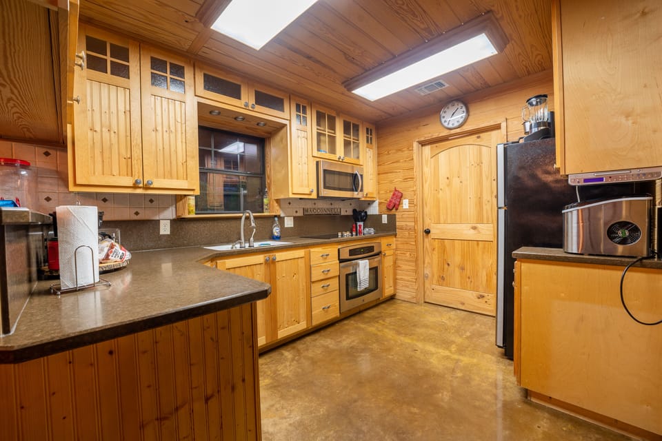 Fully equipped kitchen