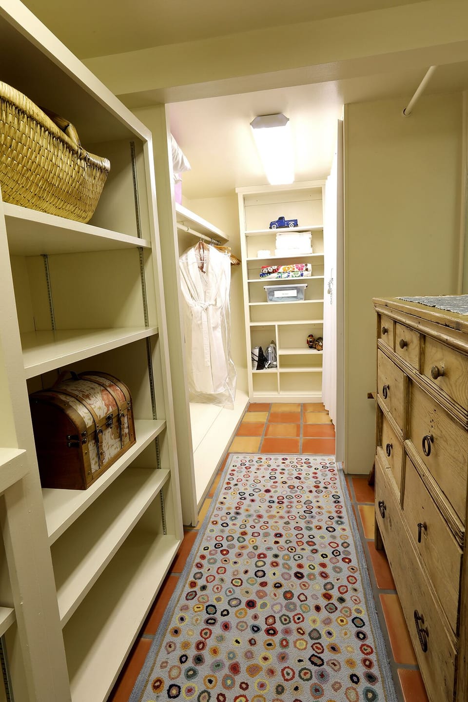 Walk in Closet!
