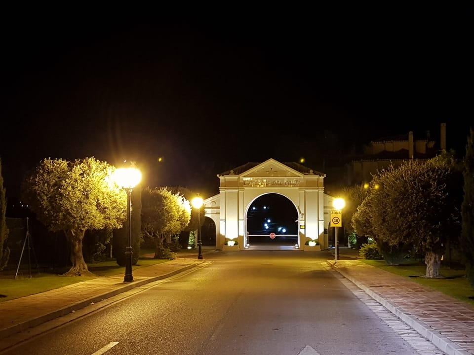 Entrance to Capanes Del Golf