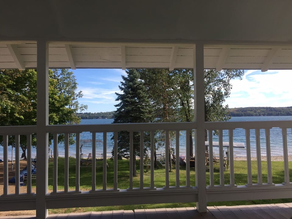 2nd story porch
