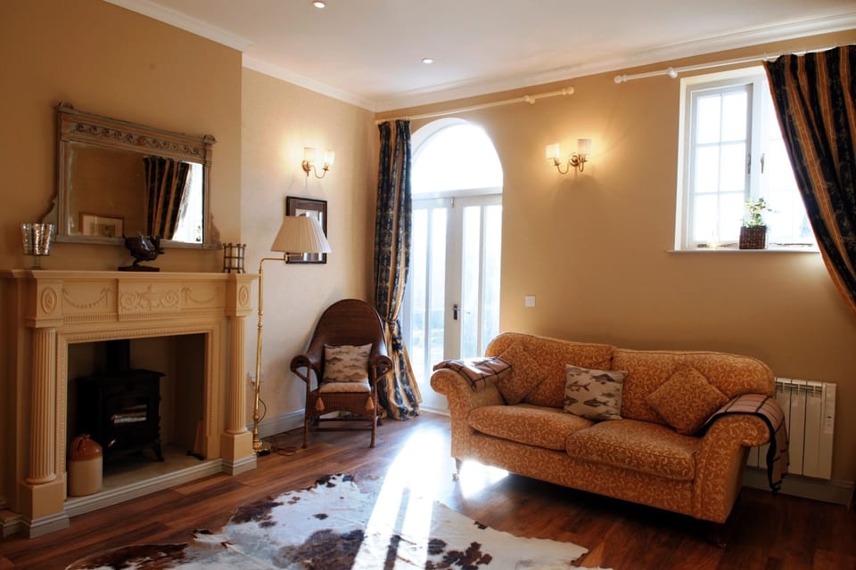 Drawing Room, No.3