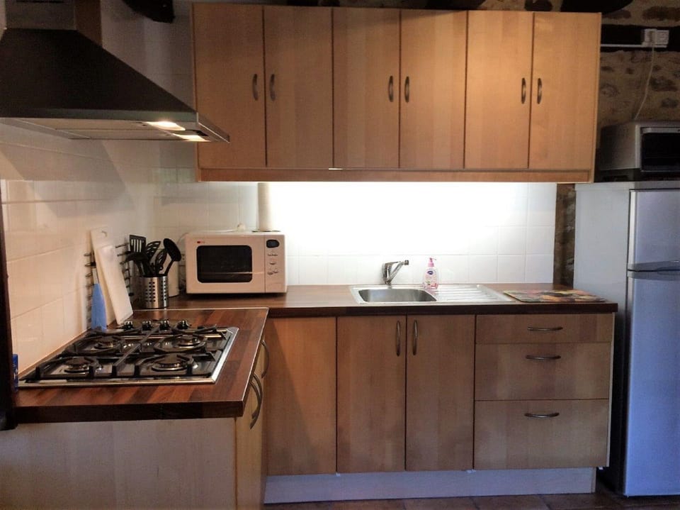 Kitchen Petit Pessel 