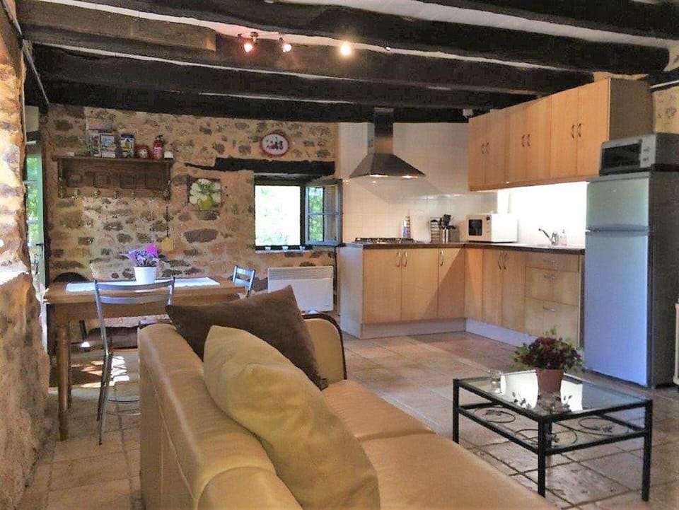 Living Room & Kitchen Petit Pessel