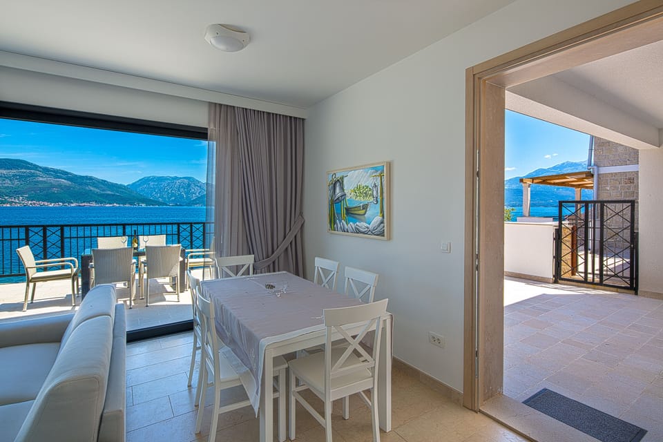 Entrance - first floor