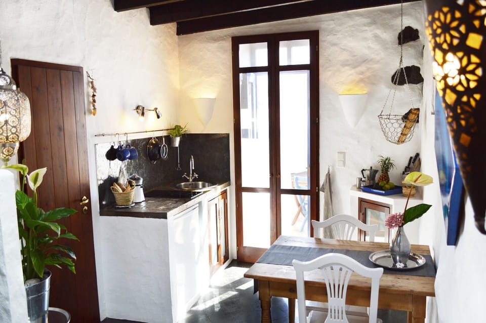 Kitchen area