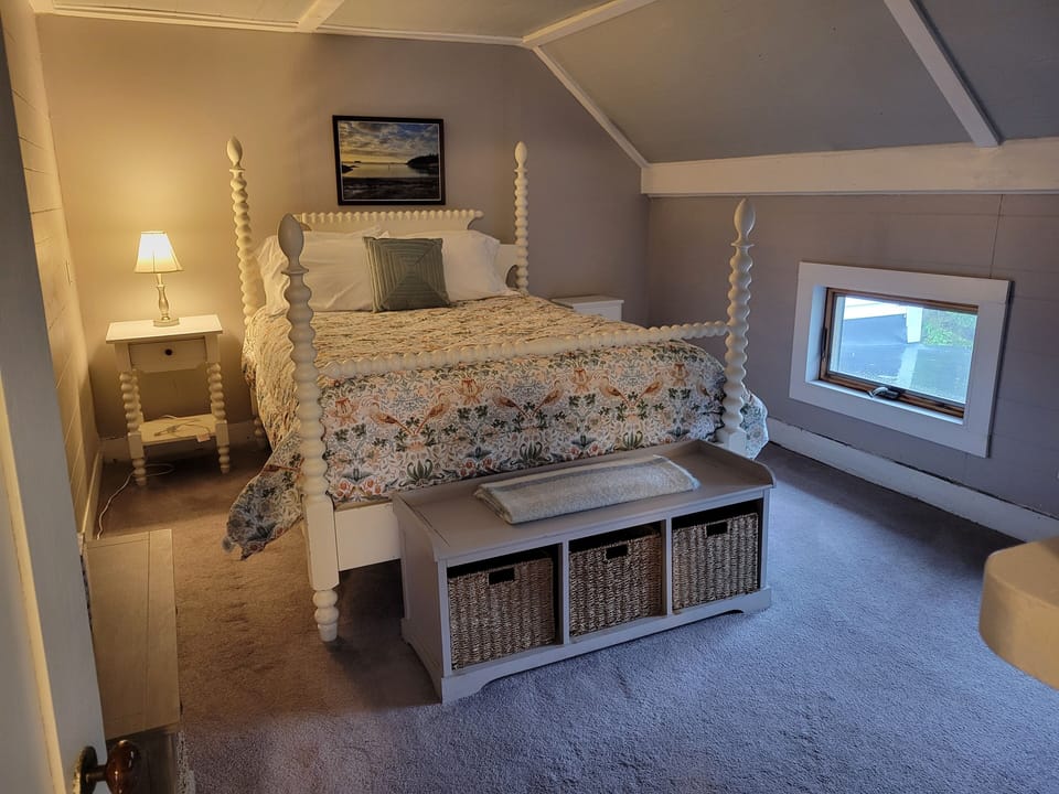 The Nest - Bedroom