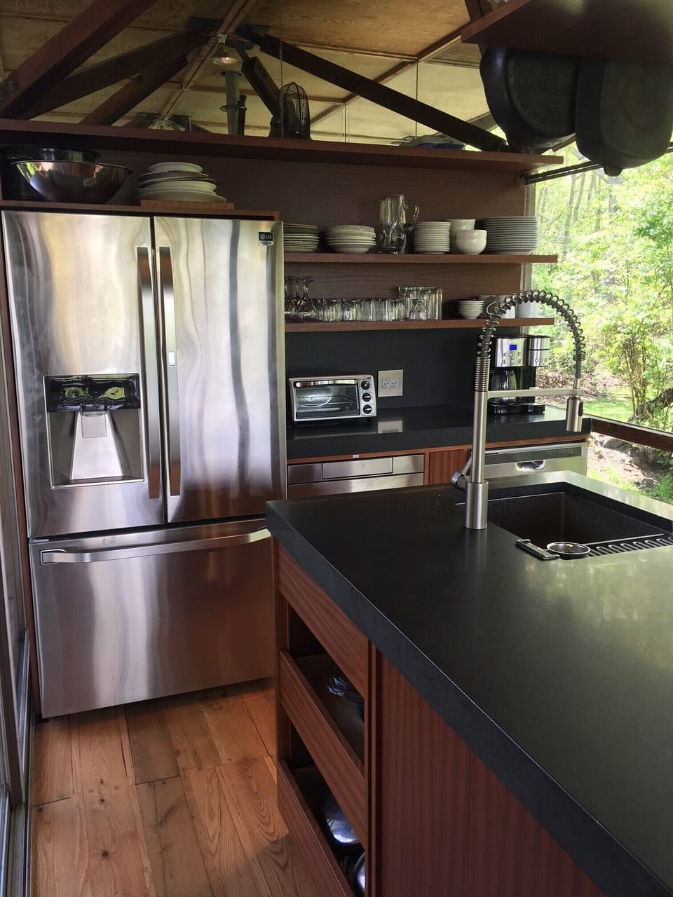 All new kitchen - granite counters & stainless appliances