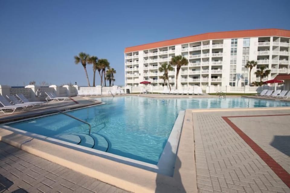 Gulf Front Pool