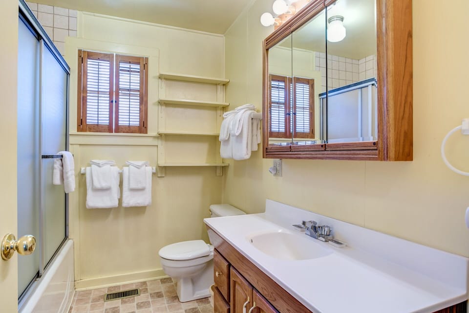 Bathroom 2