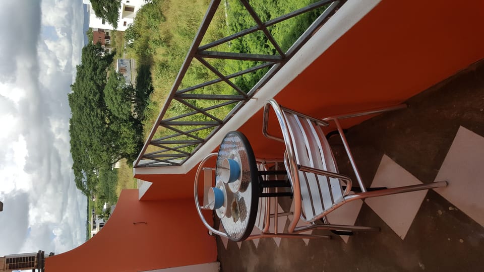 balcony