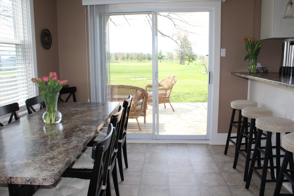 Kitchen seats up to 12 people