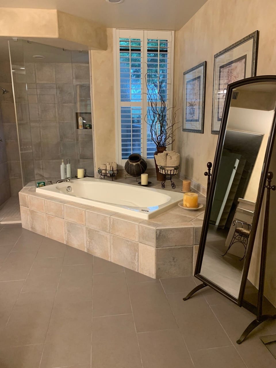 master bathroom jacuzzi tub and shower