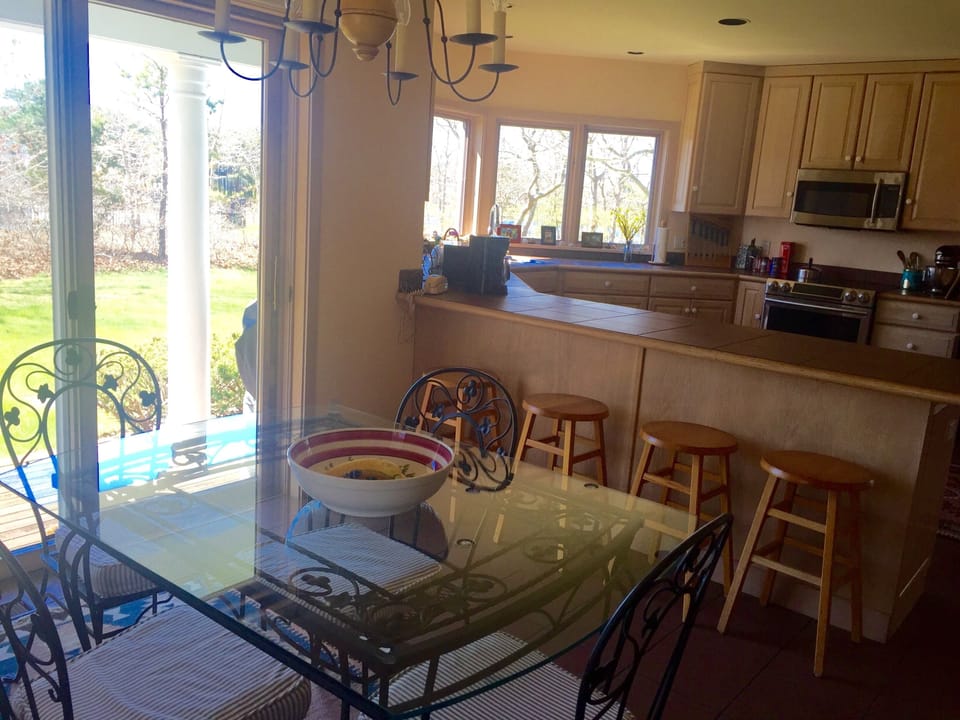 Fully equipped cooks kitchen - fresh seafood made to perfection