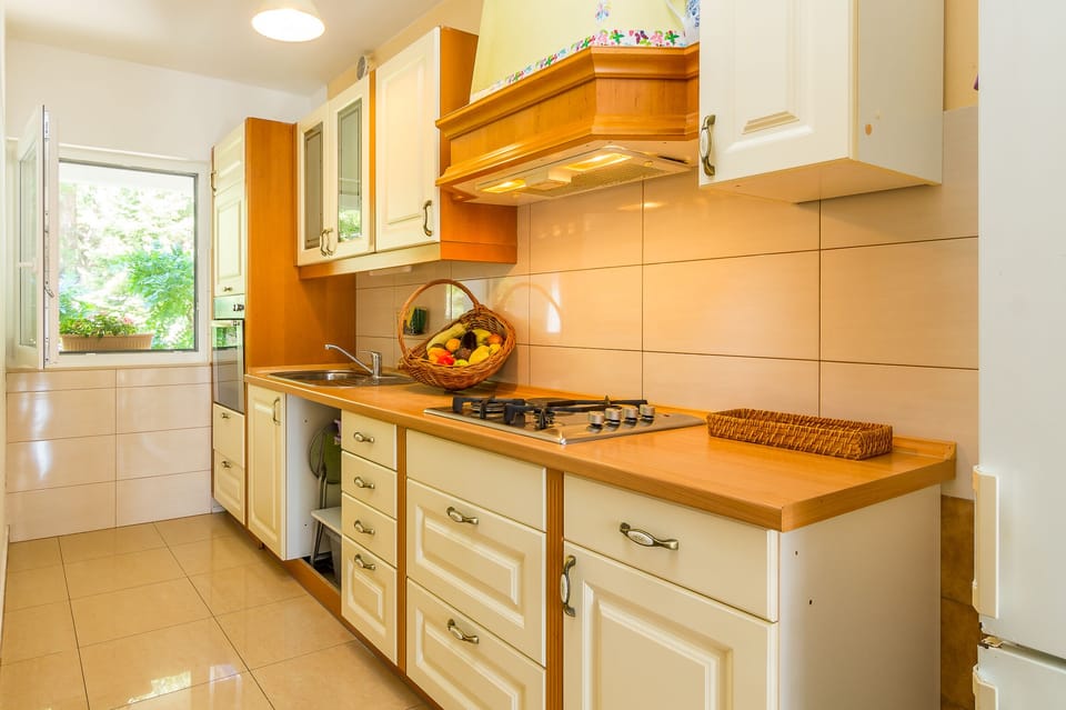 Kitchen on the first flor
