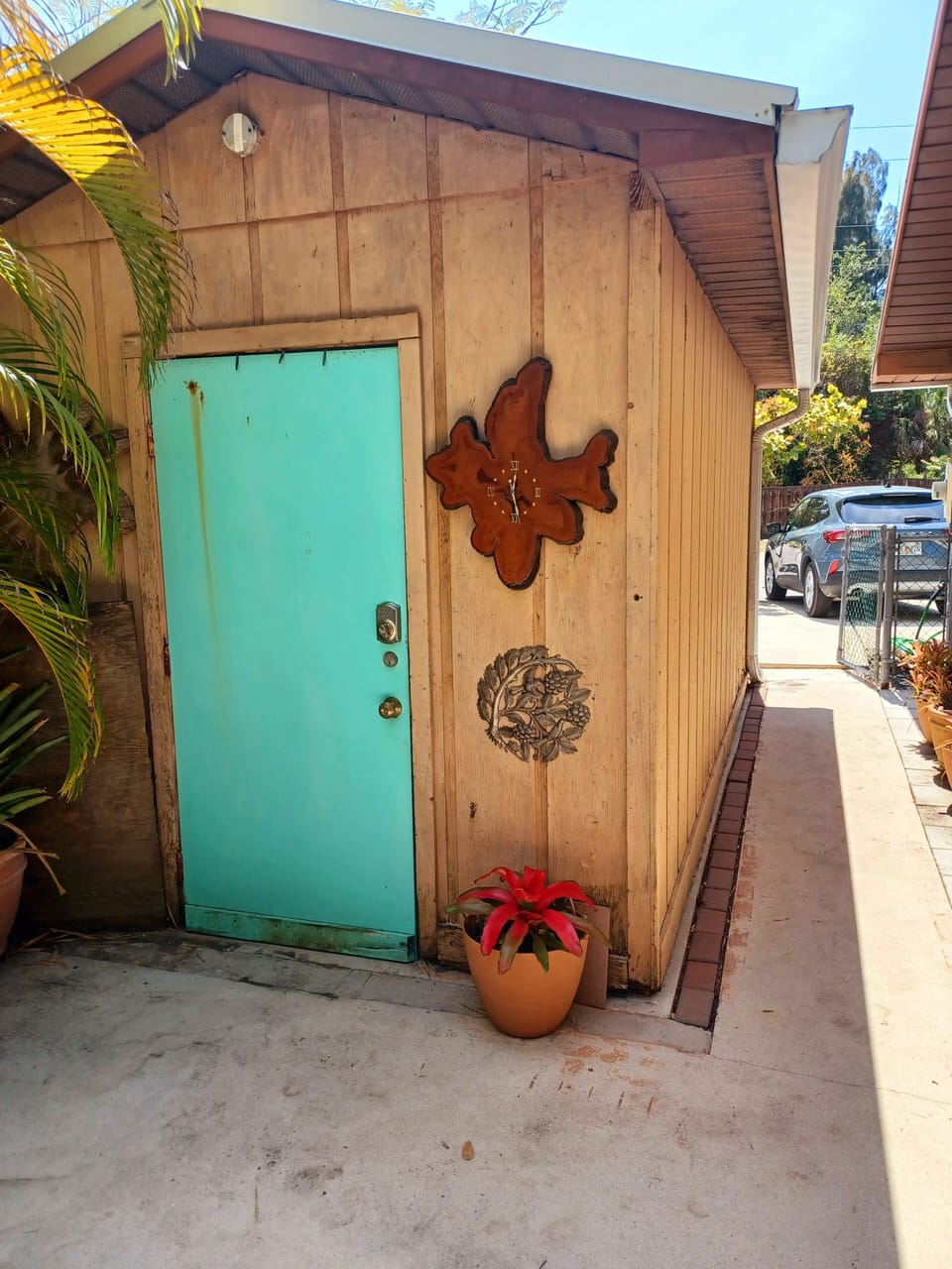 Path from parking to patio and entrance to apartment.