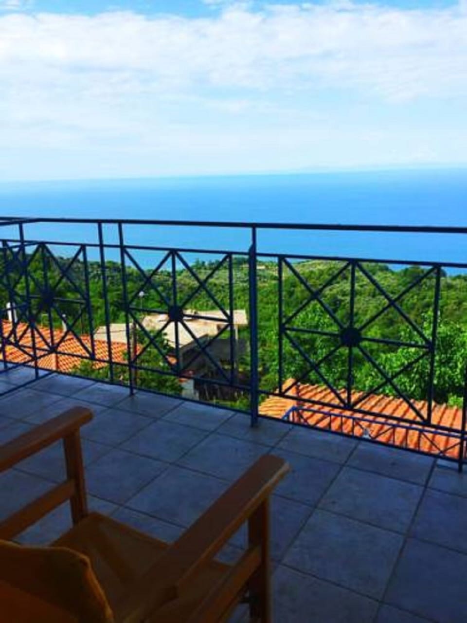Balcony sea view!