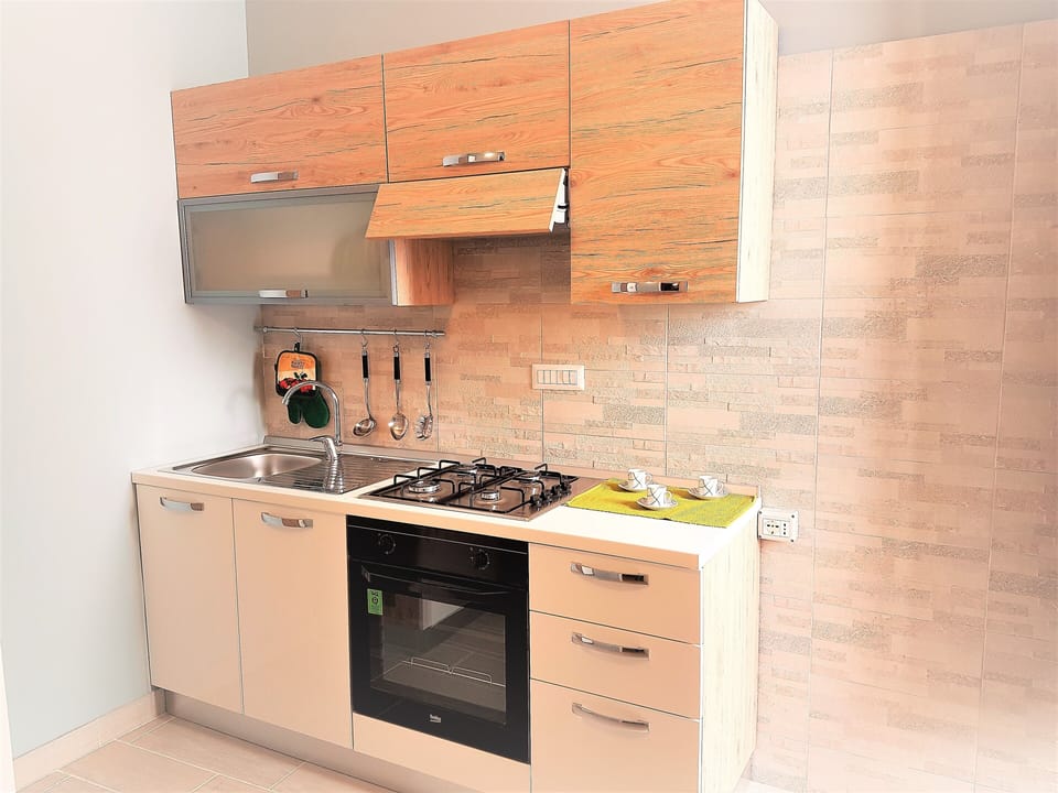 Fully equipped kitchen