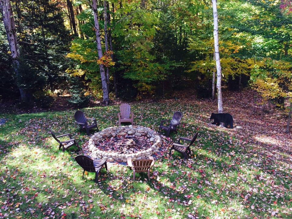 This firepit rocks!! (not a real bear)