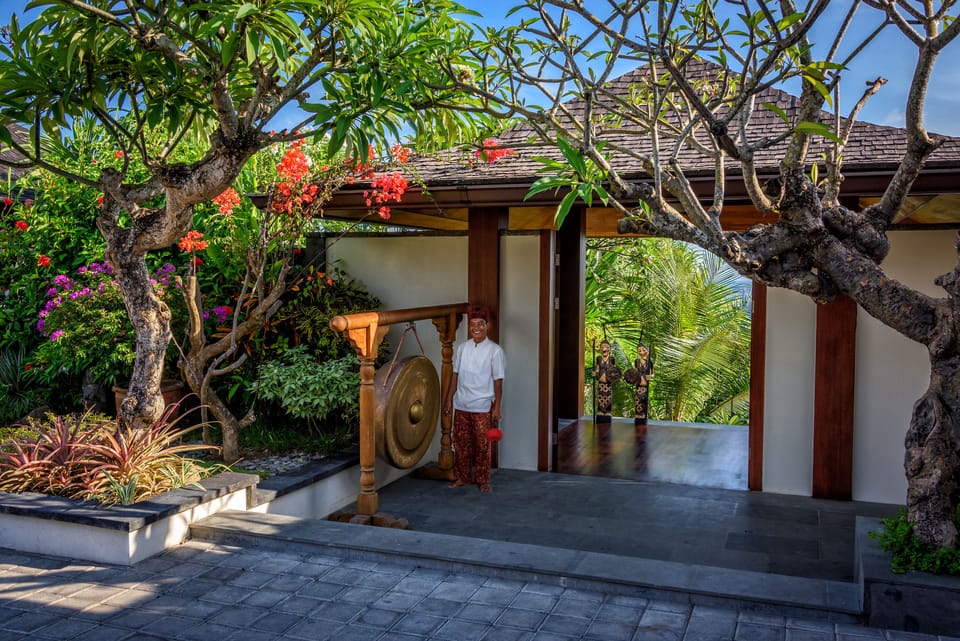 Welcome to Villa Frangipani