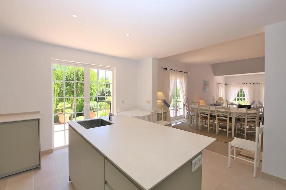 Another view of the modern kitchen from another angle