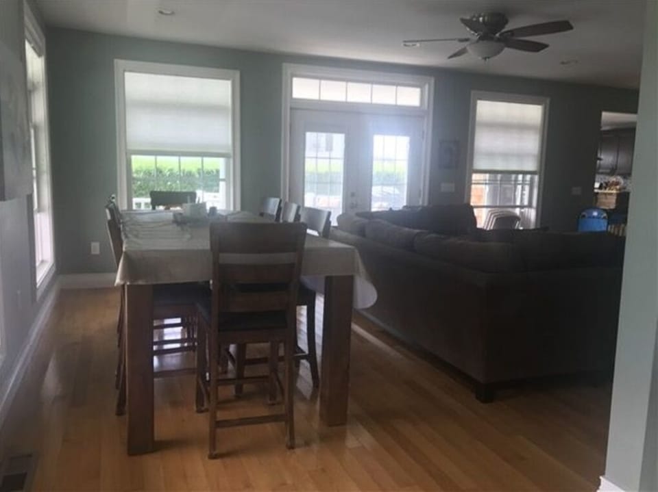 Kitchen Table/Living Room!
