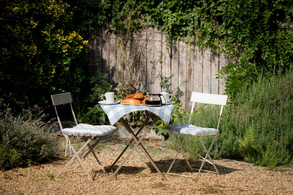 Breakfast in the sunny garden.