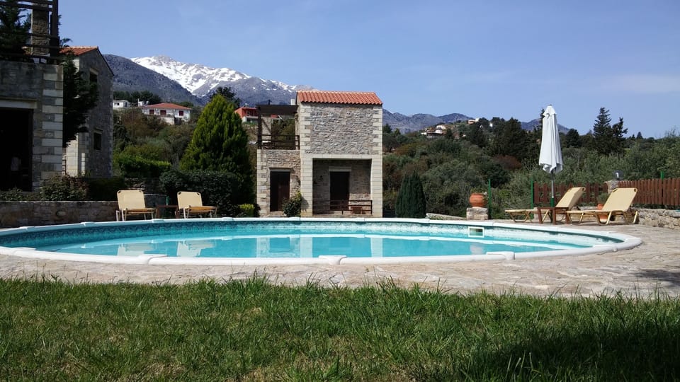 The winter in stratos villas