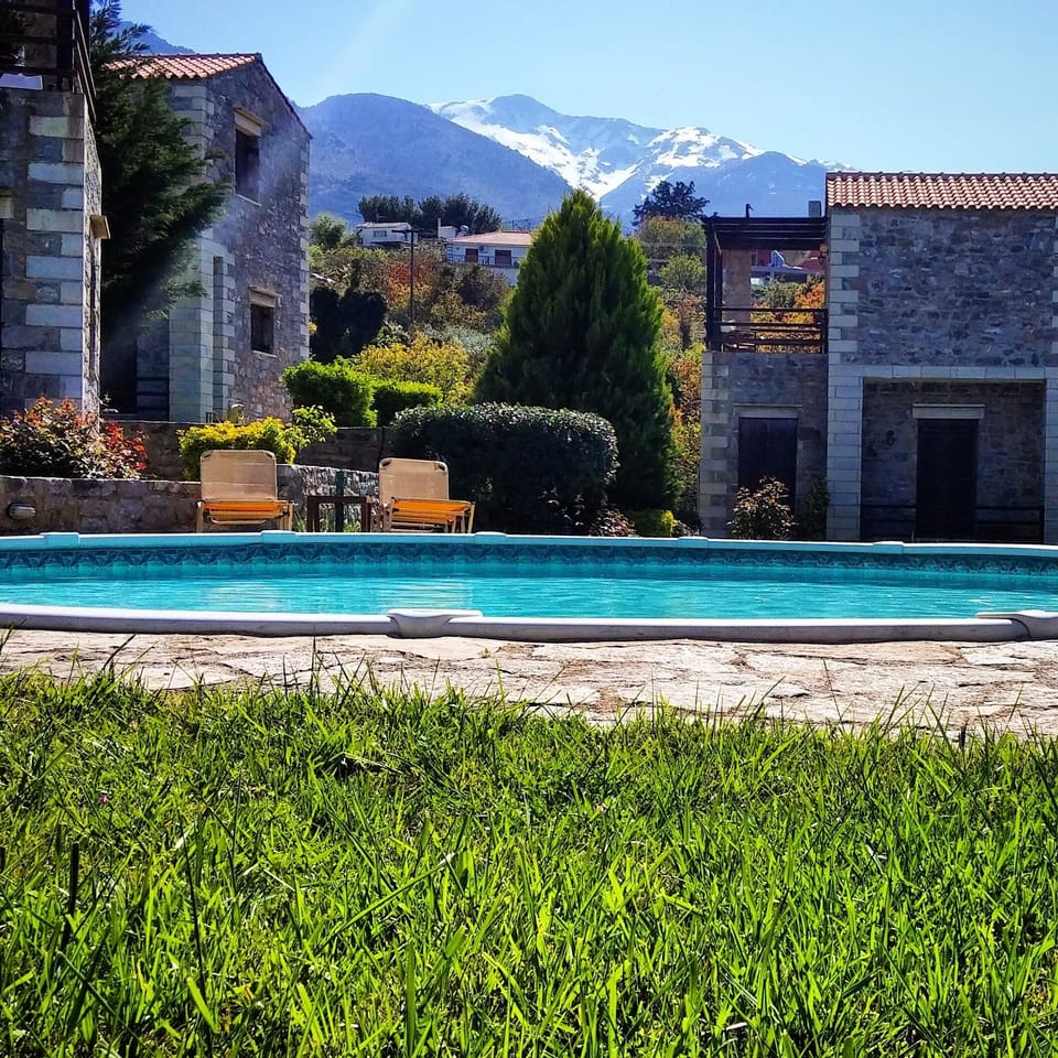 Snow and sun. We are open all year.